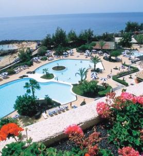 Lanzarote a hotel Be Live Grand Teguise Playa s bazénem