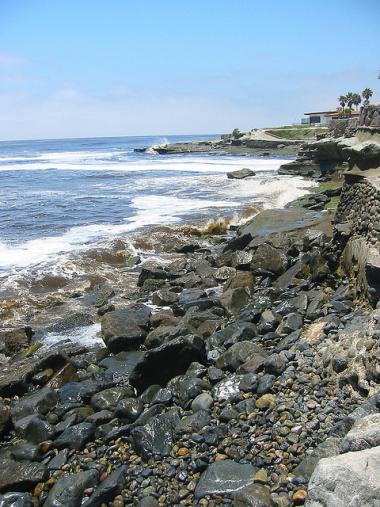 Pohled na kousek pláže Las Gaviotas, Tenerife Kanárské ostrovy, Tenerife