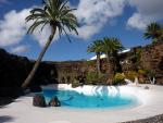 Bazén u jeskyně Jameos del Agua